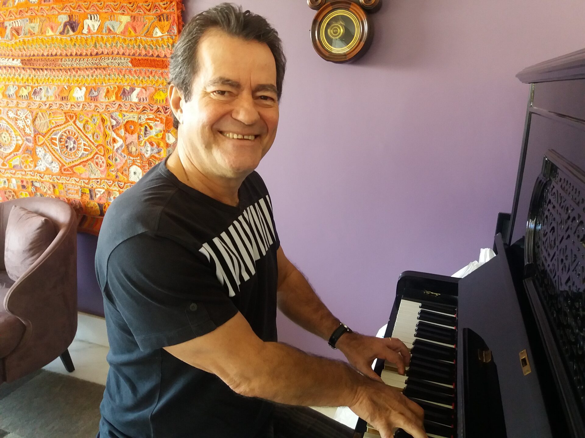 Músicos de Santê: Pianista Clóvis Aguiar